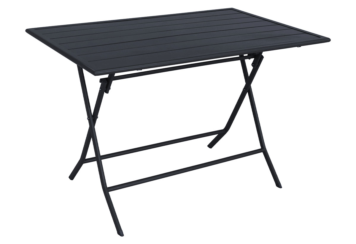 Απεικονίζεται το τραπέζι κήπου.